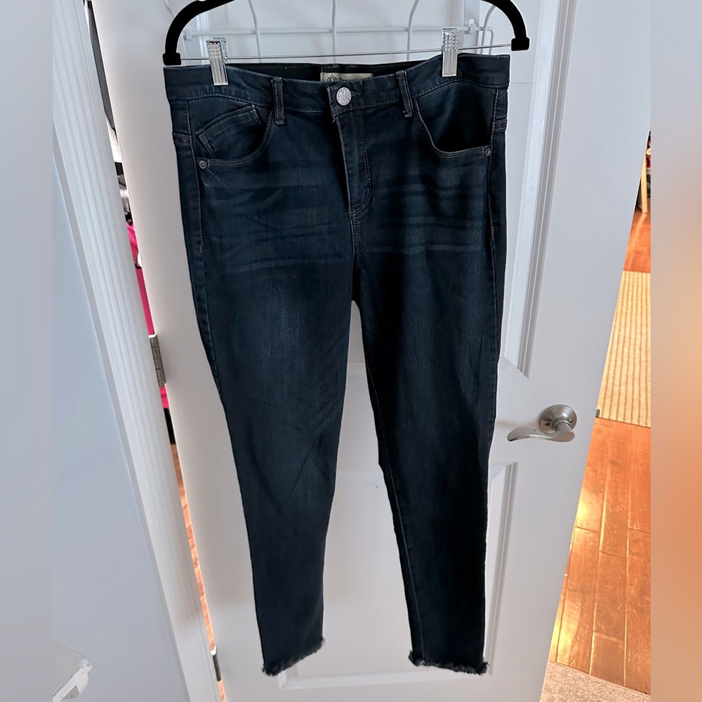 *LIKE NEW*Sz 10*Democracy* jeans